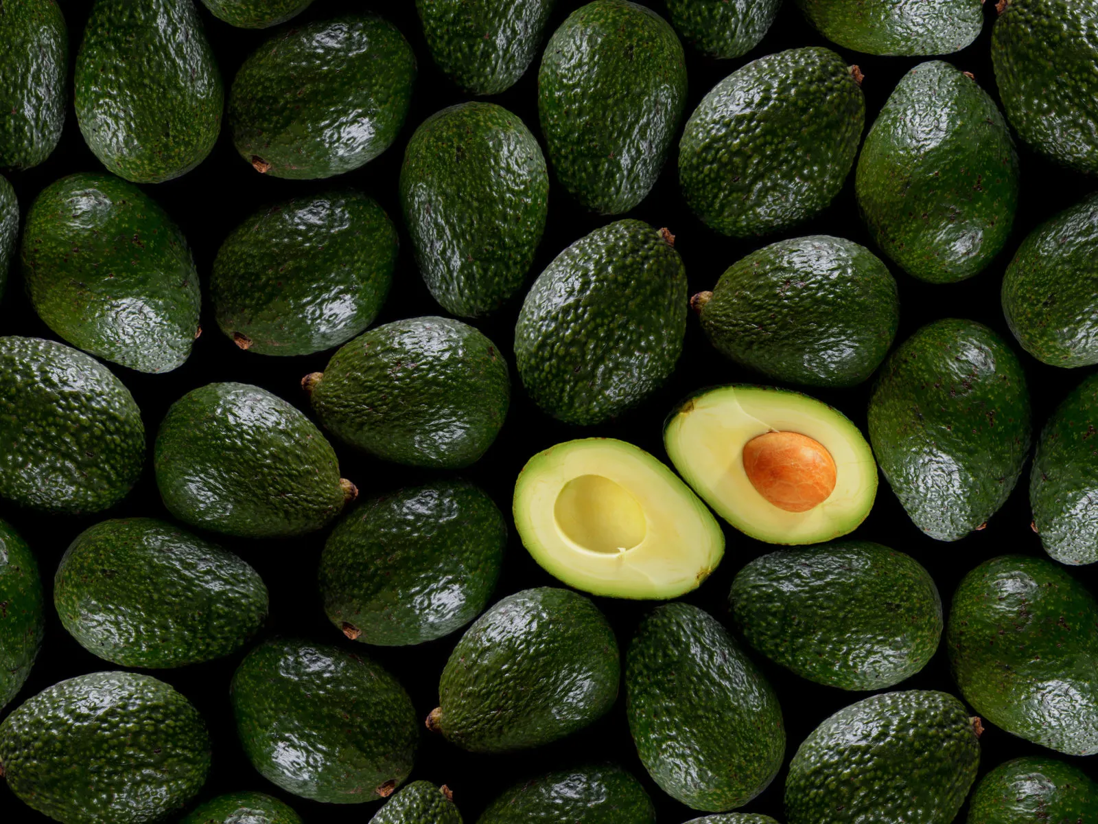 “2024’s Avocado Craze: Mexico and Peru at the Forefront of the Global Green Gold Rush!”